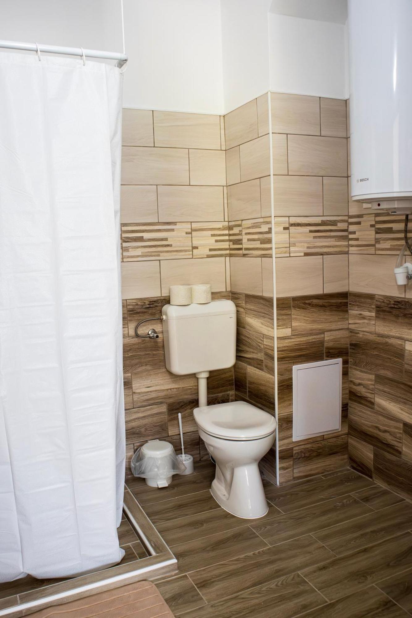 Izisz Apartman Matraterenye Exterior photo