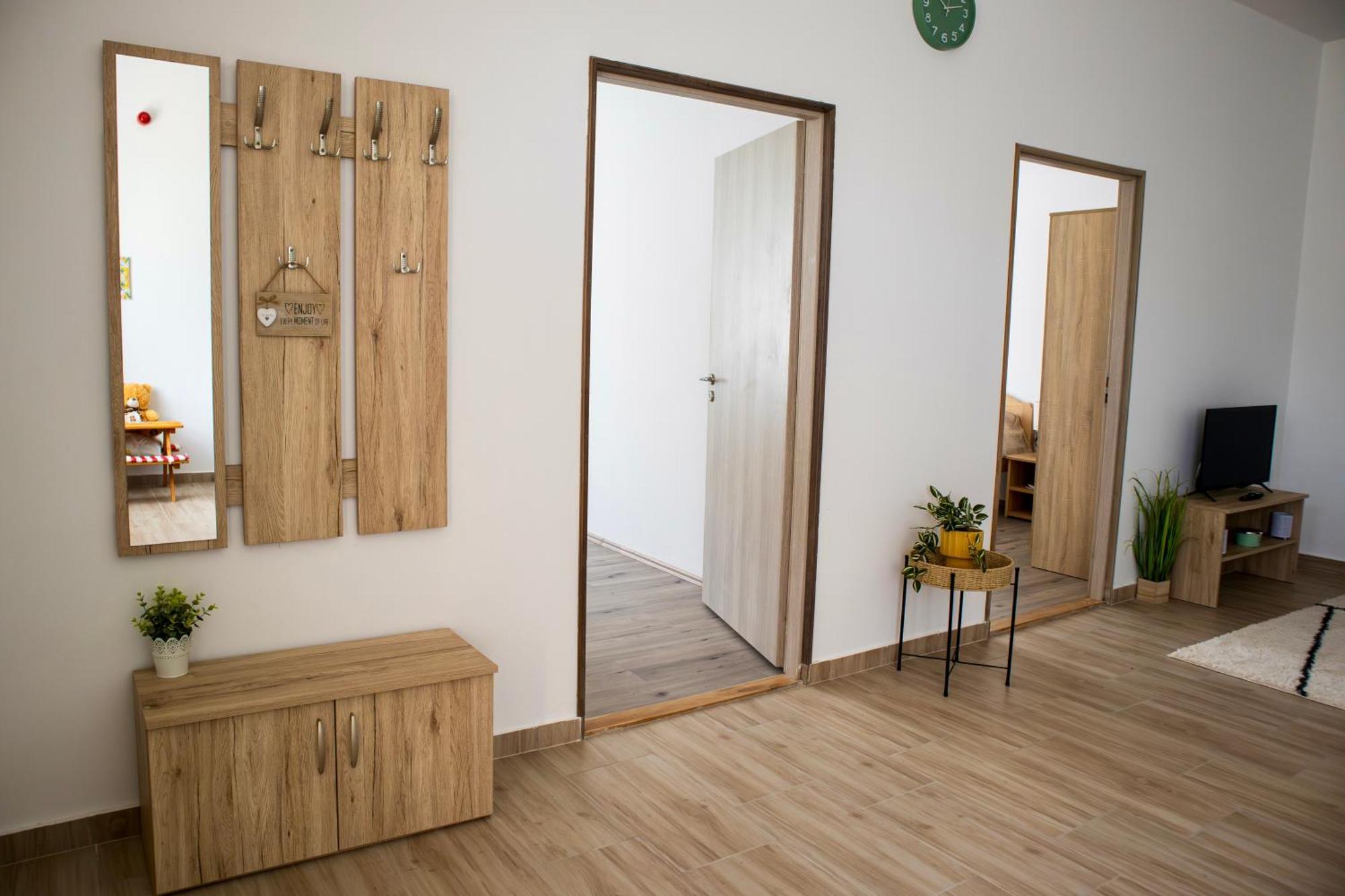 Izisz Apartman Matraterenye Exterior photo
