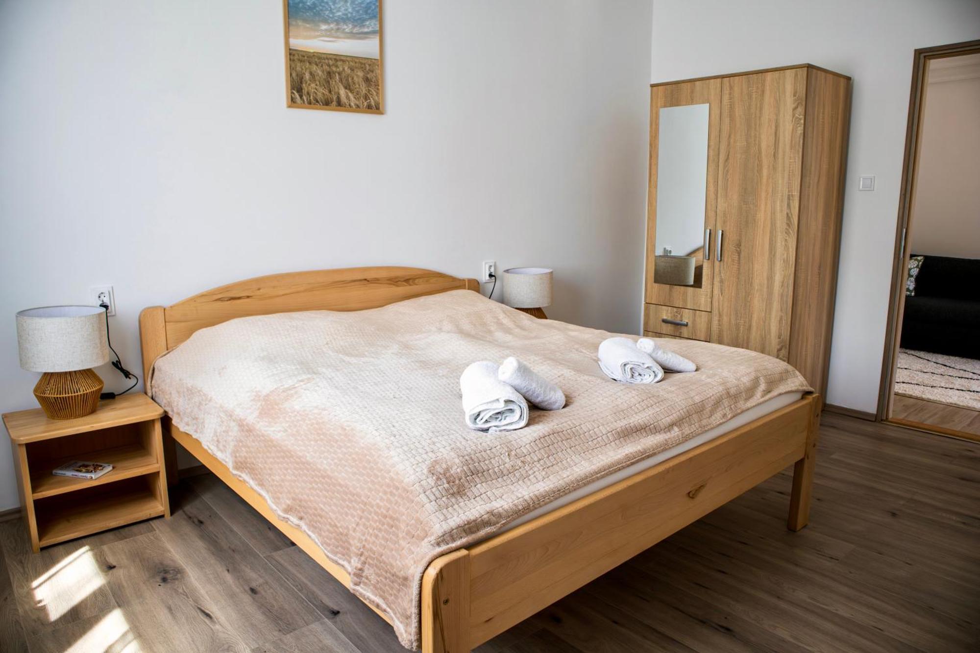 Izisz Apartman Matraterenye Exterior photo